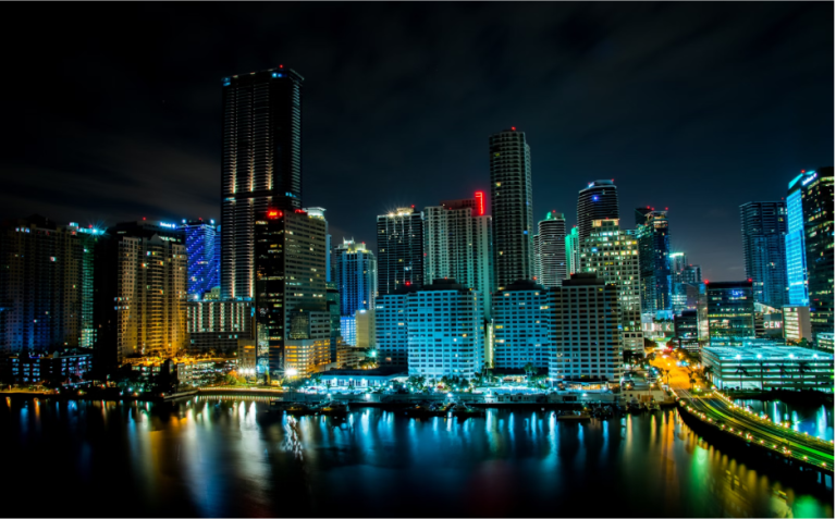 Cultural Experiences: Miami Nightlife for Tourists Cultural Experiences: Miami Nightlife for Tourists